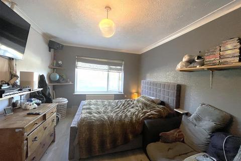 3 bedroom semi-detached bungalow for sale, Ham Close, Worthing BN11