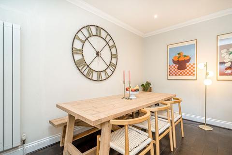 undefined, Elmgrove Road, Weybridge KT13