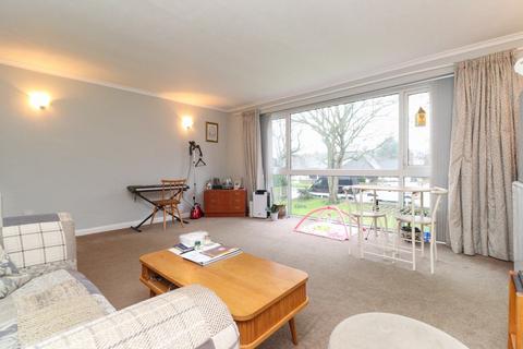 2 bedroom flat for sale, Alpha Road, Birchington, Kent, CT7
