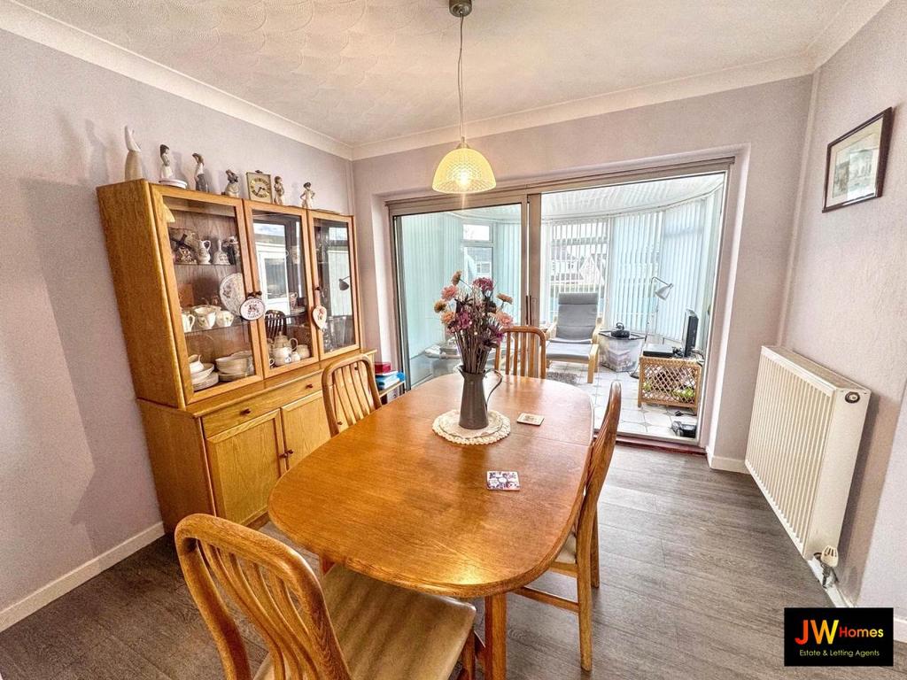 Dining room (4)