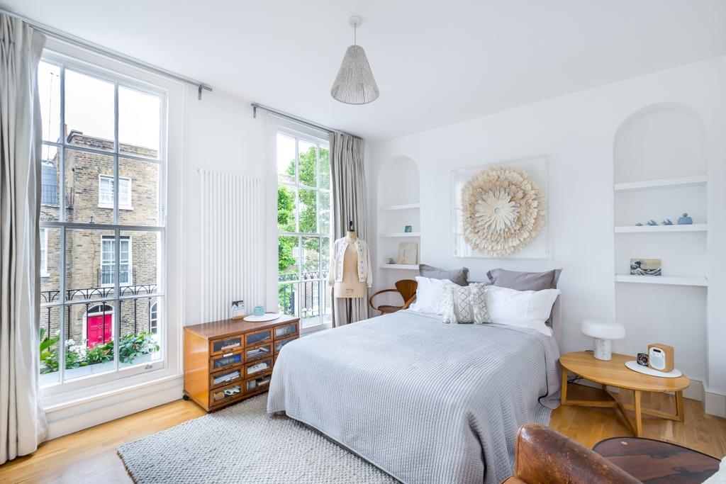 Apartment in London - View 2