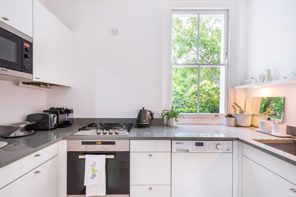 Apartment in London - More
