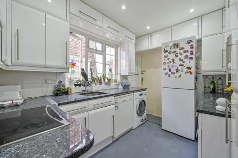 undefined, Putney Hill, London, SW15