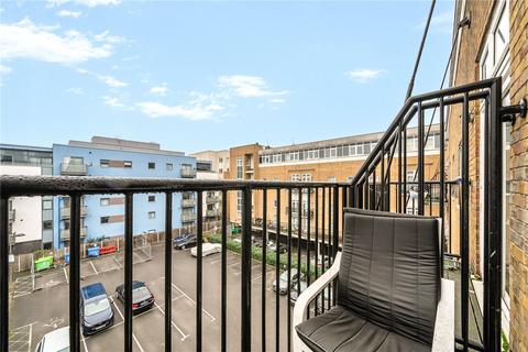 2 bedroom apartment to rent, Romford Road, London, E15