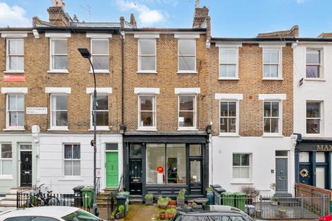 3 bedroom flat for sale, Brackenbury Road, Hammersmith W6
