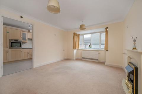 2 bedroom flat for sale, Browning Court, Bourne, PE10