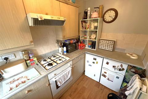 2 bedroom semi-detached house for sale, Barth Close, Corby NN18