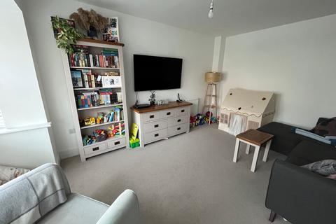 4 bedroom detached house for sale, Yarnbrook Gardens, Trowbridge BA14