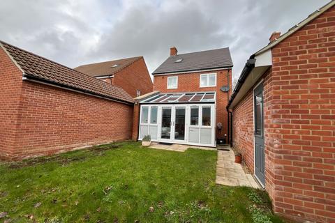 4 bedroom detached house for sale, Yarnbrook Gardens, Trowbridge BA14