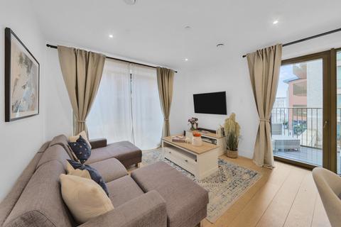 2 bedroom apartment for sale, Capital Interchange Way, Brentford TW8