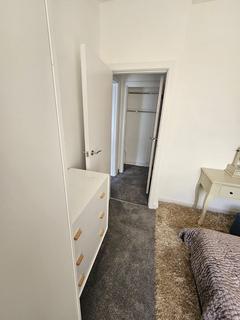 2 bedroom terraced house to rent, Copley Street, Bradford BD5