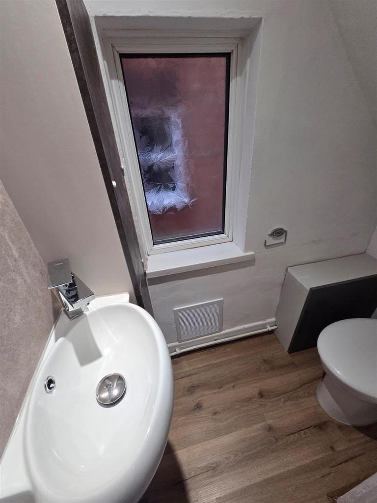 49 Ewell rd 12.jpeg