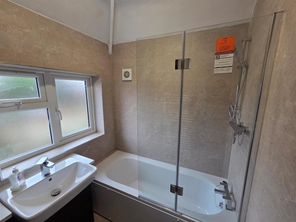 49 Ewell rd 11.jpeg