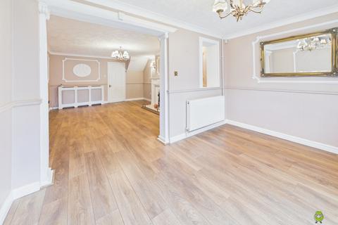 3 bedroom terraced house for sale, Fox Hollow Drive, Bexleyheath, Kent, DA7