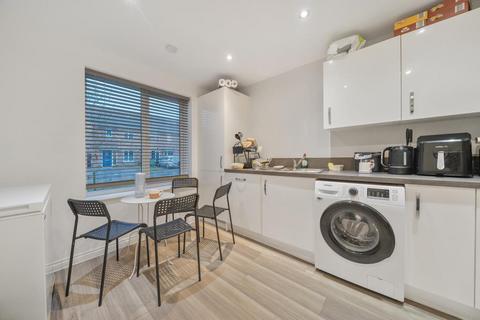 undefined, Wynton Close,  Didcot,  OX11