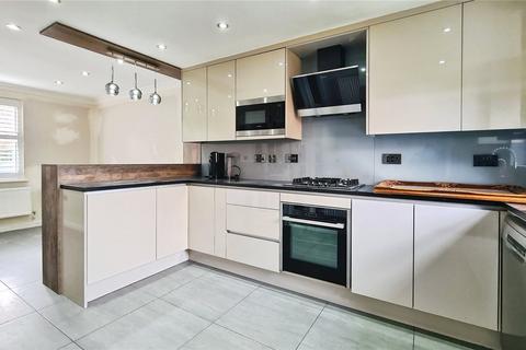 undefined, Kingfisher Grove, Three Mile Cross, Reading, RG7