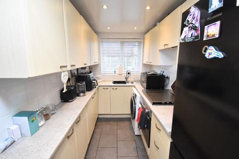 2 bedroom townhouse for sale, Princes Place, Widnes, WA8 7NJ