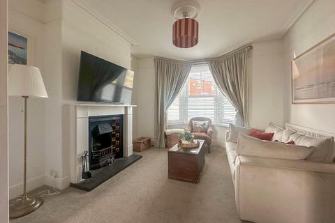 3 bedroom terraced house for sale, Balmoral Road, Queens Park, Northampton NN2