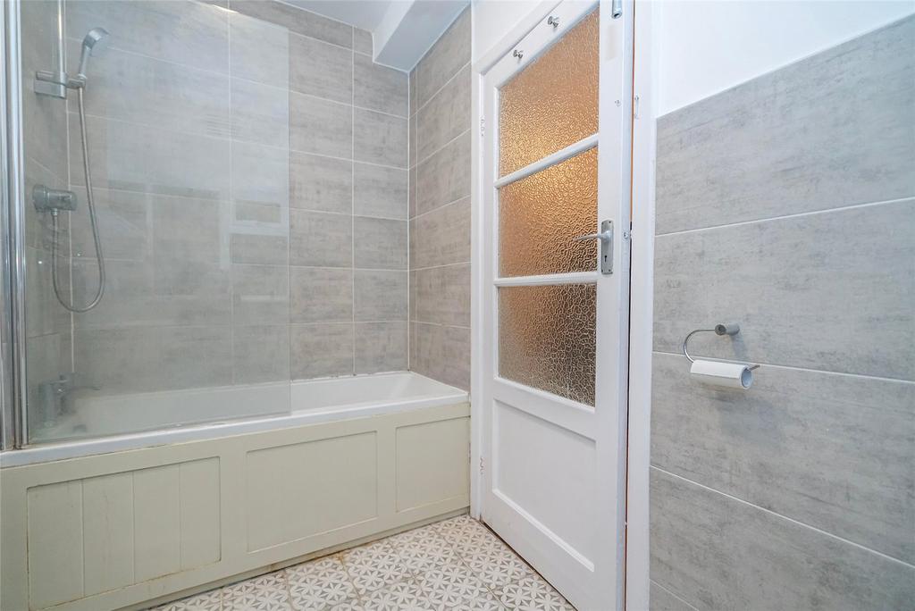 Bathroom B