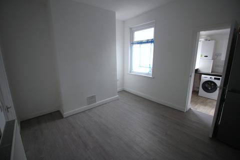 2 bedroom terraced house to rent, Mattison Street, Manchester, M11