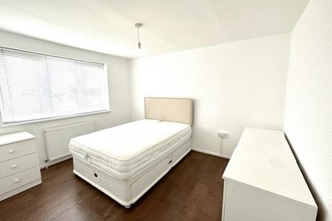undefined, Spring Hills, Harlow, CM20 1SY, UK