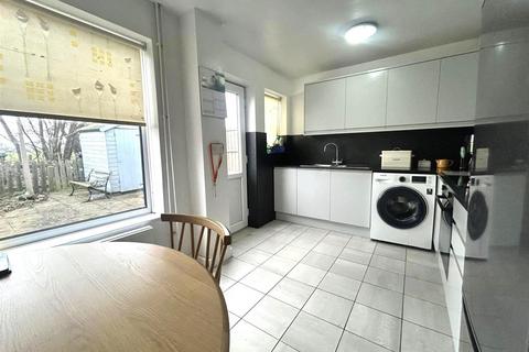2 bedroom townhouse for sale, Millers Close, Syston