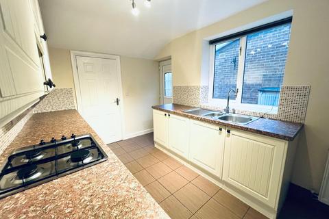 3 bedroom end of terrace house for sale, Oak Terrace, Tyne & Wear, NE21