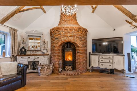 4 bedroom detached house for sale, Superb Brick and Flint Home in Trimingham
