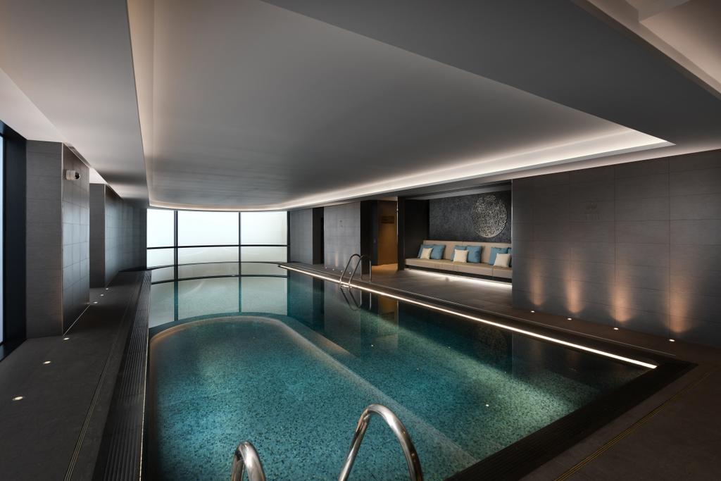Corniche Pool