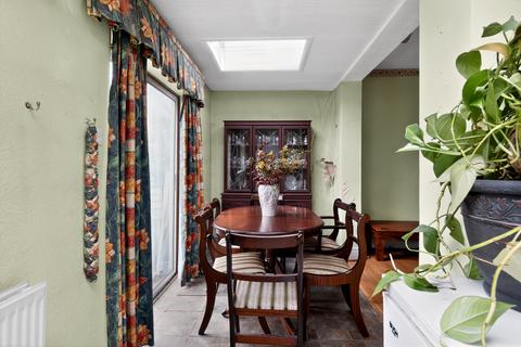 3 bedroom terraced house for sale, Rushcroft Road, London, E4