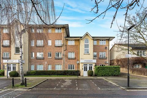 2 bedroom apartment for sale, Holly Street, London, E8