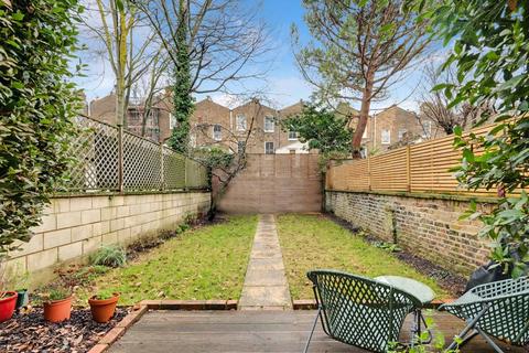 2 bedroom flat for sale, Malden Road, London NW5