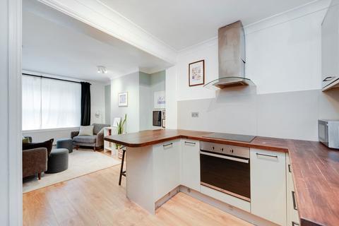 2 bedroom flat for sale, Malden Road, London NW5