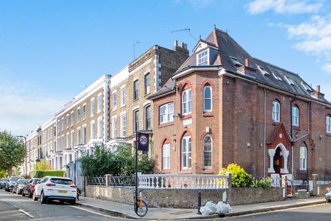 undefined, Clissold Crescent, London, N16