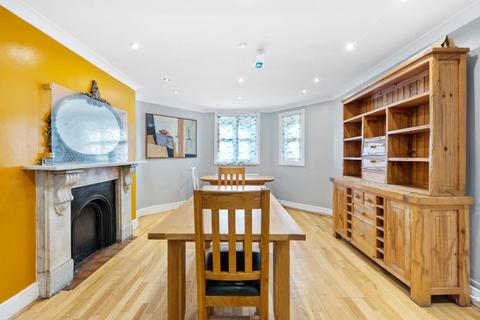 undefined, Clissold Crescent, London, N16