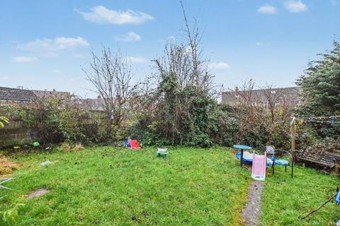 3 bedroom semi-detached house for sale, Sycamore Avenue, Wrenthorpe, Wakefield, West Yorkshire