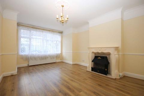 4 bedroom end of terrace house to rent, Fairlands Avenue, Thornton Heath