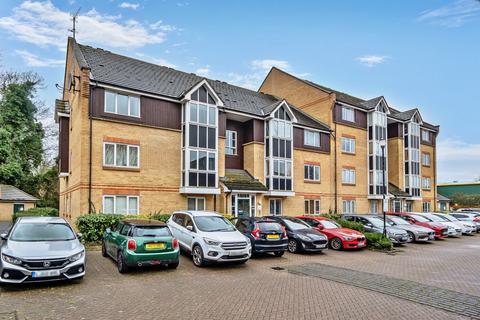 2 bedroom flat for sale, Faraday Road, Guildford, GU1