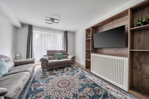 2 bedroom flat for sale, Faraday Road, Guildford, GU1