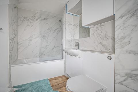 2 bedroom flat for sale, Faraday Road, Guildford, GU1