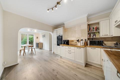 3 bedroom semi-detached house for sale, Acacia Close, Petts Wood BR5