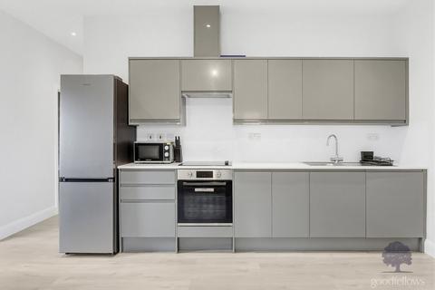 1 bedroom apartment to rent, 48a Central Road, Morden SM4