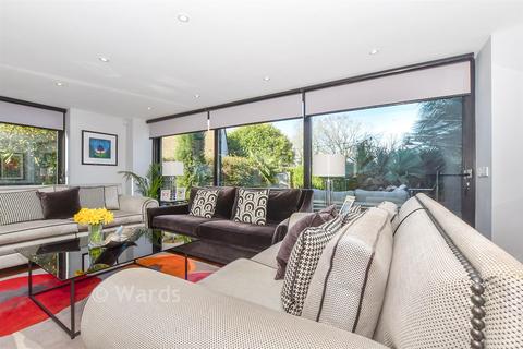 4 bedroom detached house for sale, Pluckley, Ashford, Kent