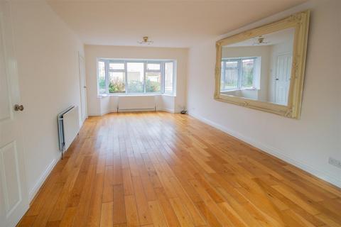 3 bedroom semi-detached house for sale, Avon Close, Saltburn-By-The-Sea
