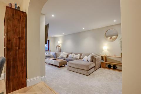 4 bedroom detached house for sale, Pinchfield Court, Wickersley, Rotherham