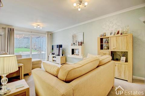 undefined, Warmwell Close, Walgrave, Coventry