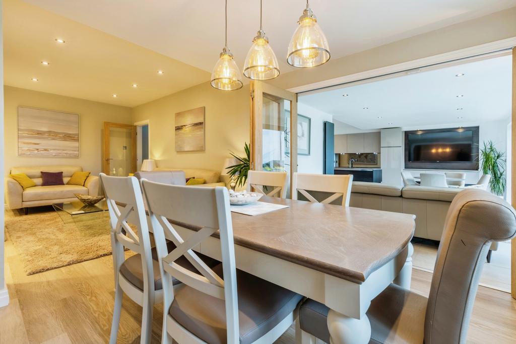 Dining / Family Room