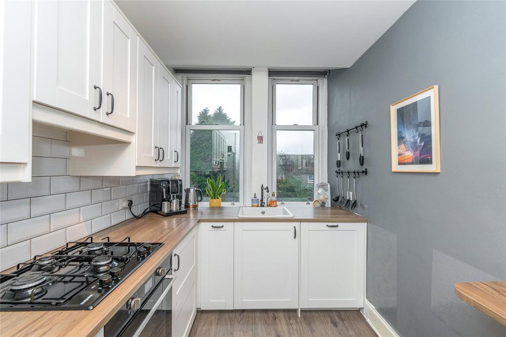 Kitchen Alt