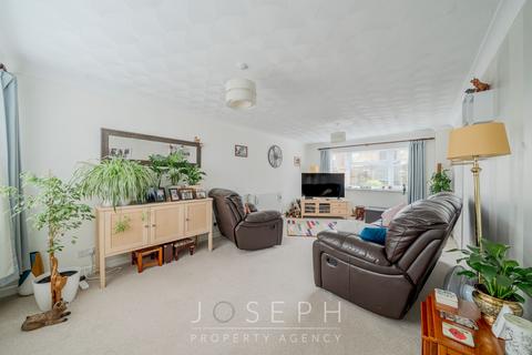 undefined, Broomhayes, Ipswich, IP2