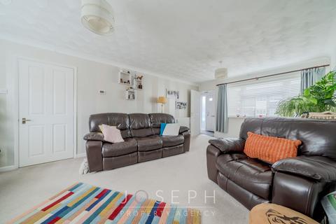 undefined, Broomhayes, Ipswich, IP2
